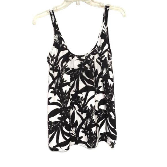 NWT BB DAKOTA TASSEL WHITE/ BLACK SLEEVELESS LIGHTWEIGHT TANK TOP XS RESORTWEAR - Picture 2 of 11